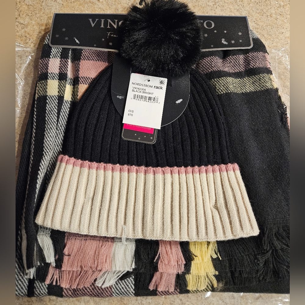 Vince Camuto Plaid Blanket Scarf & Beanie Set - Picture 4 of 5